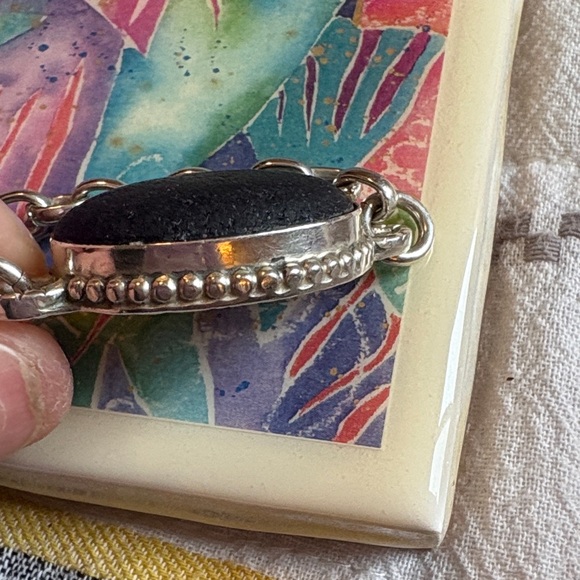 Davenport Sea Glass Bracelet - Picture 6 of 6